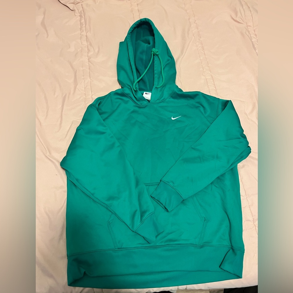 nike medium green hoodie